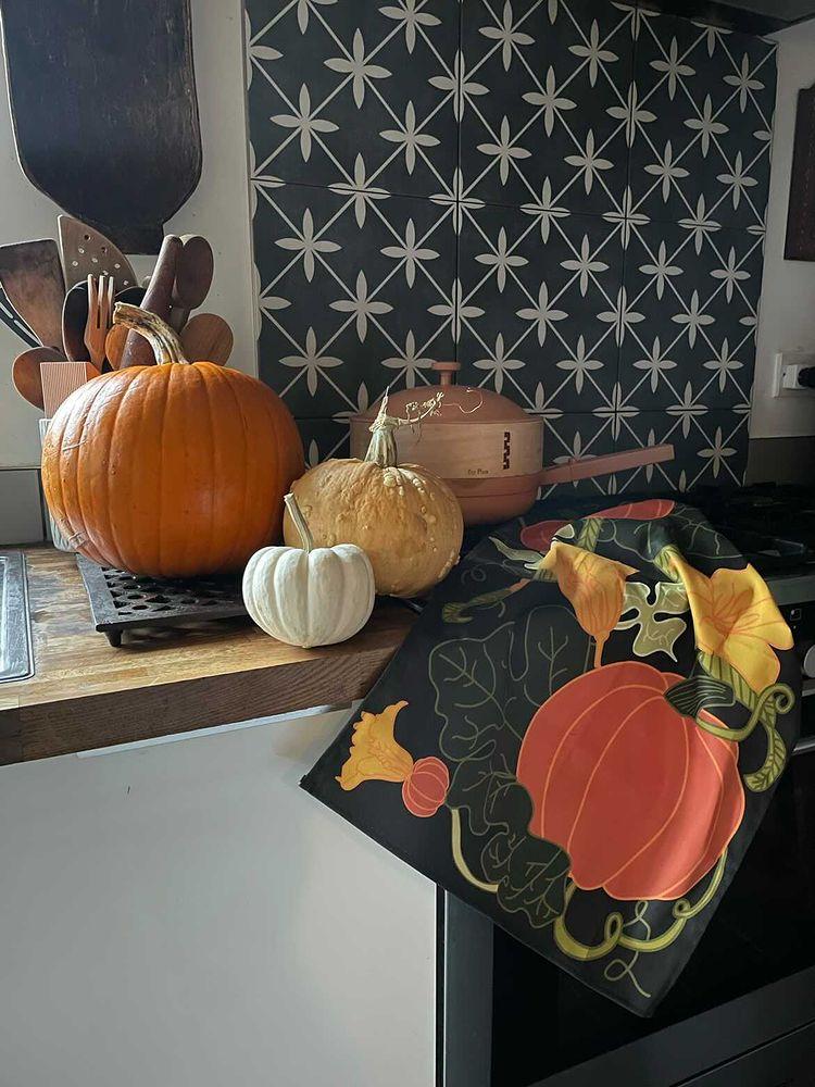 halloween orange grom