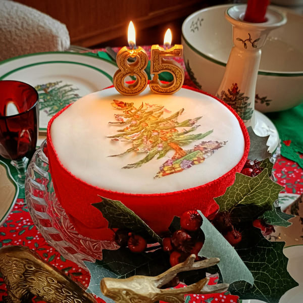 Spode – 85 Years of the Christmas Tree.